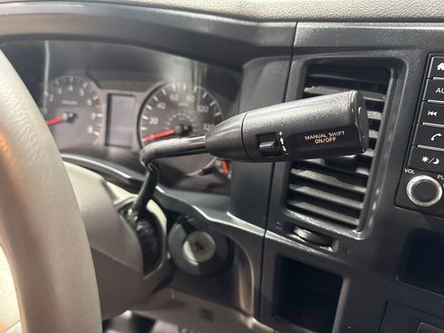 Used 2020 Nissan NV 2500 SV RWD image 93