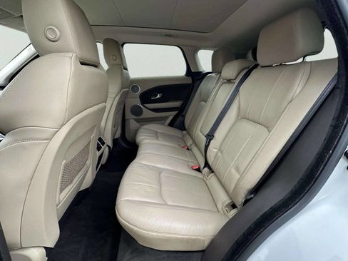 Used 2018 Land Rover Range Rover Evoque image 16