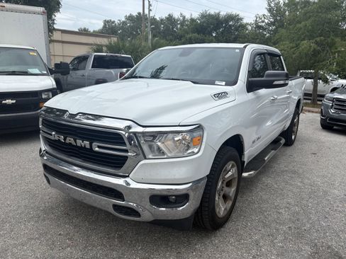 Used 2019 RAM 1500 Big Horn RWD image 3