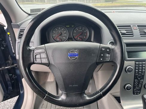 Used 2010 Volvo V50 2.4i image 17