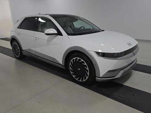 Used 2024 Hyundai Ioniq 5 Limited AWD/4WD image 2
