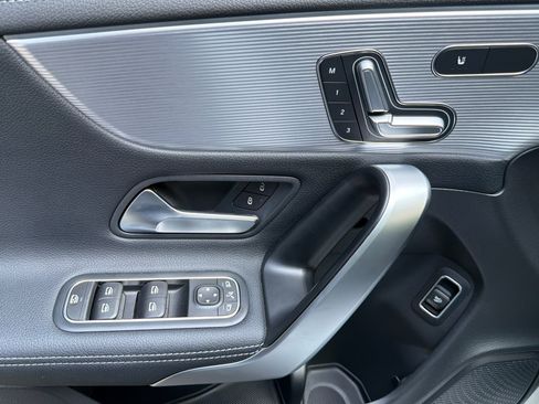 Used 2023 Mercedes-Benz CLA 250 image 10