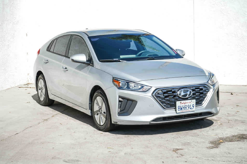 Used 2021 Hyundai Ioniq Blue FWD image 3