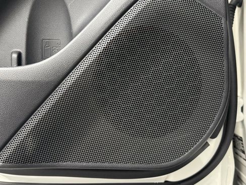 Used 2024 Subaru Forester Limited image 37