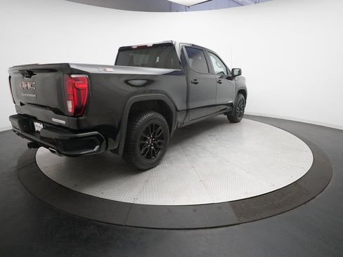 Used 2025 GMC Sierra 1500 Elevation image 35