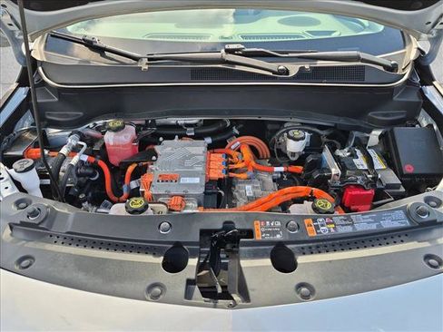 Used 2023 Chevrolet Bolt EUV Premier w/ Sun & Sound Package FWD image 25