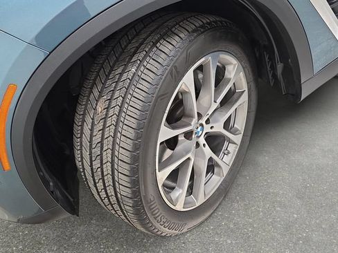 Certified 2024 BMW X5 xDrive40i w/ Premium Package AWD/4WD image 27