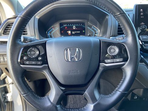 Used 2023 Honda Odyssey Touring image 34