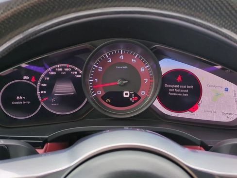 Used 2022 Porsche Cayenne S image 33