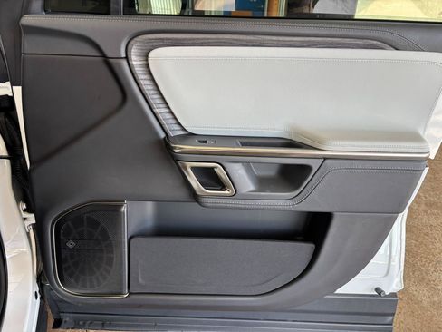 Used 2024 Rivian R1S Adventure Quad AWD/4WD image 19