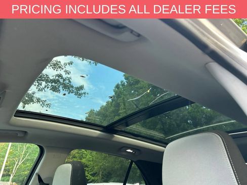 Used 2020 Chevrolet Equinox LT FWD image 21