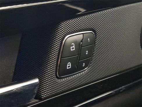 Used 2021 Lincoln Nautilus Reserve w/ Monochromatic Package image 18