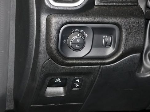 Used 2023 RAM 1500 Big Horn AWD/4WD image 29