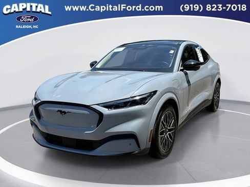 Certified 2025 Ford Mustang Mach-E Premium AWD/4WD image 1