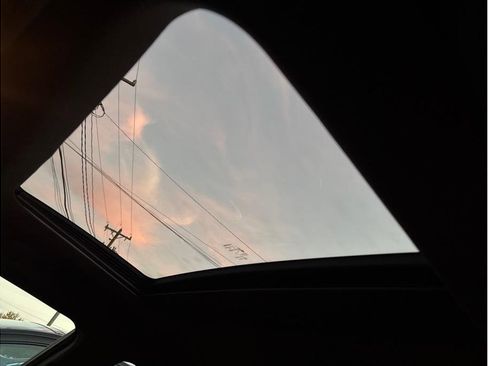 Used 2020 Dodge Charger SXT w/ Blacktop Package image 20