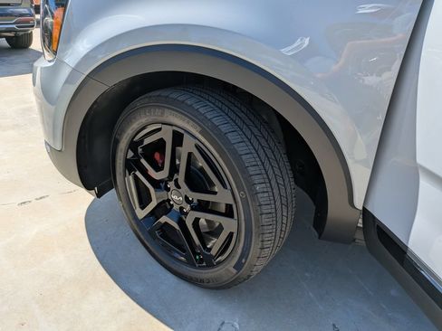 Certified 2024 Kia Telluride EX X-Line AWD/4WD image 38