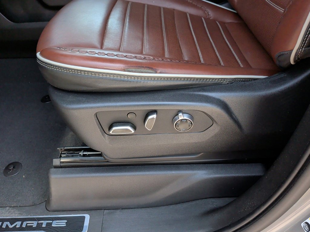 Used 2024 GMC Sierra 2500 Denali Ultimate AWD/4WD image 14