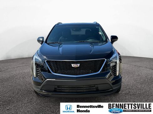 Used 2019 Cadillac XT4 Sport w/ Cold Weather Package image 8