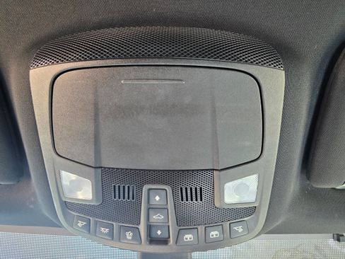 Used 2021 Ford Edge ST-Line FWD image 23