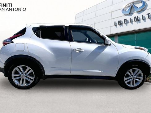 Used 2016 Nissan Juke SV w/ Technology Package FWD image 43