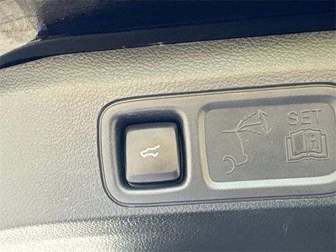 Certified 2024 Lincoln Navigator Reserve image 14