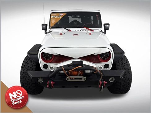 Used 2017 Jeep Wrangler Unlimited Rubicon w/ Connectivity Group image 9