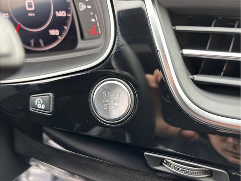 Used 2018 Audi Q7 3.0T Premium Plus w/ Premium Plus Package image 32