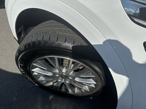 Used 2024 Genesis GV80 2.5T image 6