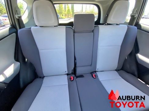 Used 2014 Toyota RAV4 XLE AWD/4WD image 20
