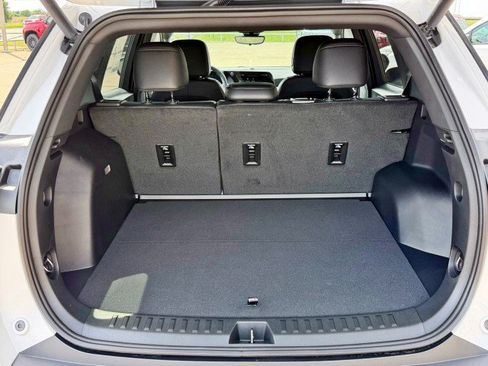 New 2026 Chevrolet Equinox LT w/ Convenience Package II FWD image 19