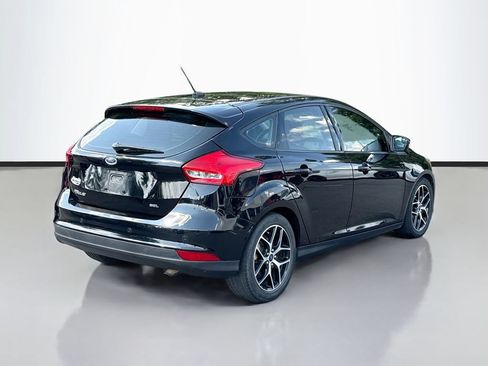 Used 2017 Ford Focus SEL FWD image 8