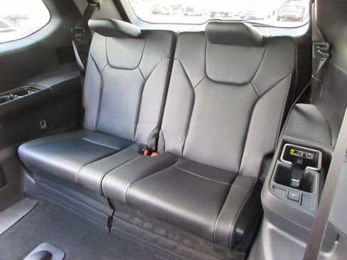 New 2026 Lexus TX 500h AWD image 20