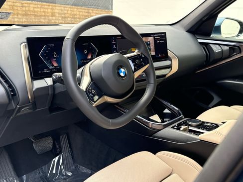 Certified 2025 BMW X3 xDrive30i w/ Premium Package image 12