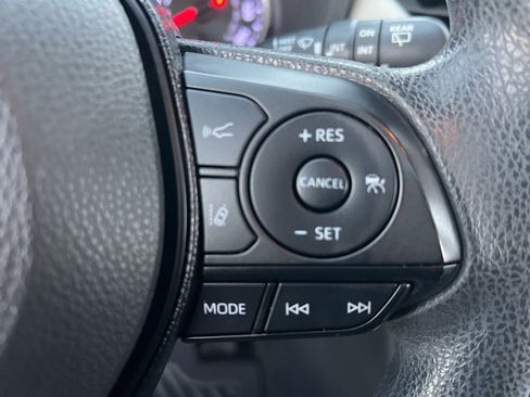 Used 2019 Toyota RAV4 XLE image 31