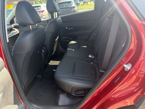 Used 2025 Hyundai Tucson SEL AWD/4WD image 24