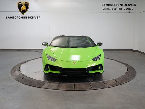 Used 2024 Lamborghini Huracan EVO image 8