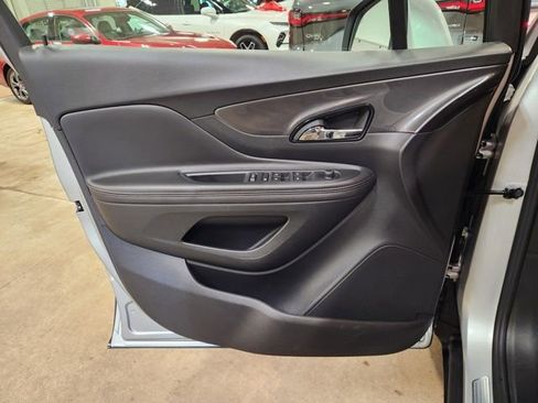 Used 2022 Buick Encore Preferred w/ Safety Package AWD/4WD image 22