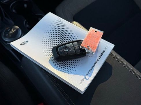 Certified 2025 Ford Bronco Big Bend image 7