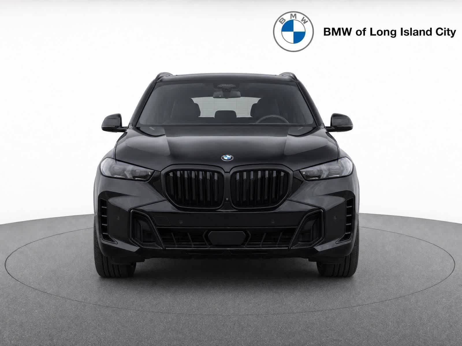 New 2026 BMW X5 xDrive40i w/ M Sport Package AWD/4WD image 2