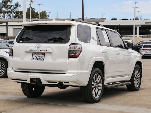 Certified 2022 Toyota 4Runner TRD Sport w/ Technology Package AWD/4WD image 4