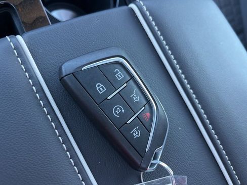 Used 2024 Cadillac Escalade Sport Platinum w/ Heavy-Duty Trailer Package image 53