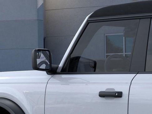 New 2025 Ford Bronco 4-Door image 22