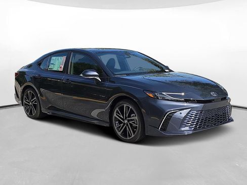 New 2026 Toyota Camry XSE w/ Premium Plus Package FWD image 3