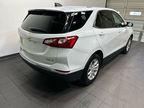 Used 2018 Chevrolet Equinox LT image 3