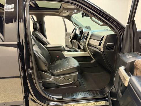 Used 2019 Ford F250 Lariat image 38