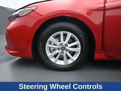 Used 2025 Toyota Camry LE FWD image 20