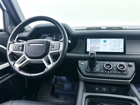 Used 2024 Land Rover Defender 110 S AWD/4WD image 4