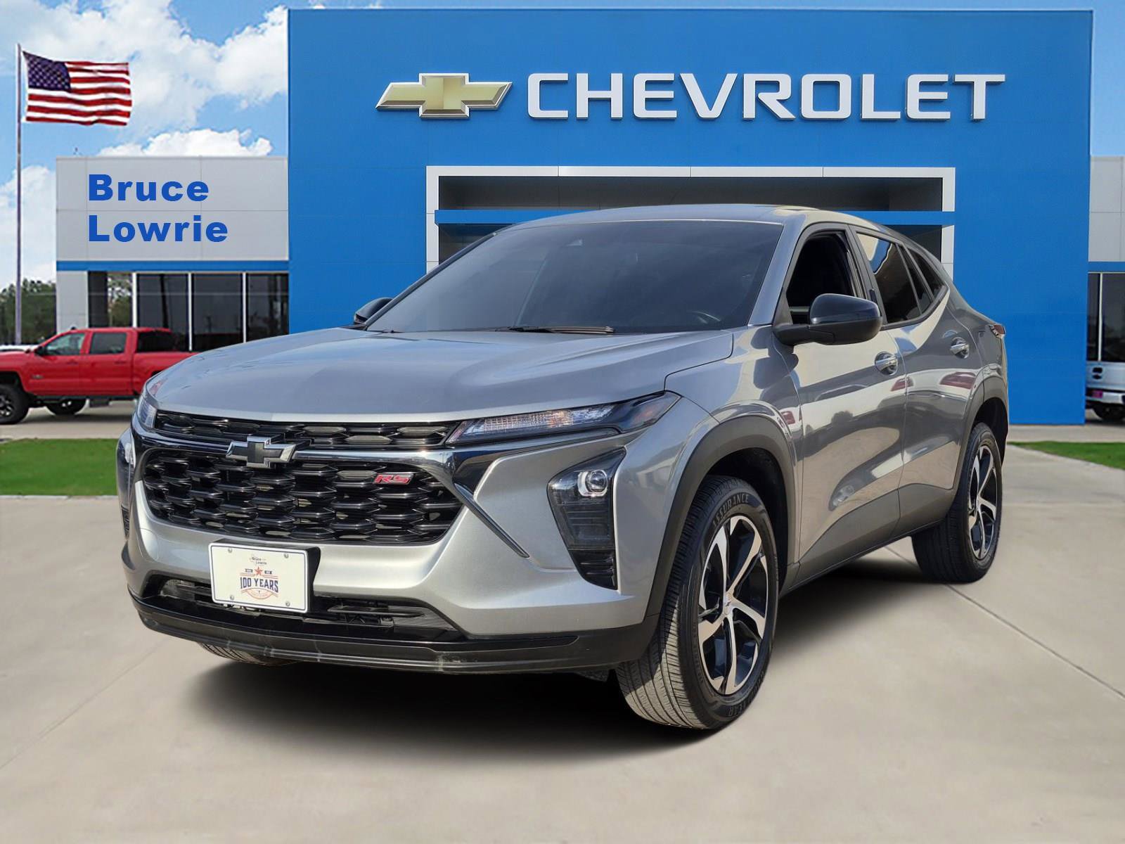 Used 2025 Chevrolet Trax RS w/ Driver Confidence Package FWD image 1
