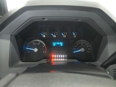 Used 2016 Ford F250 XLT AWD/4WD image 24