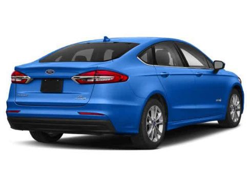 Used 2020 Ford Fusion SE FWD image 2